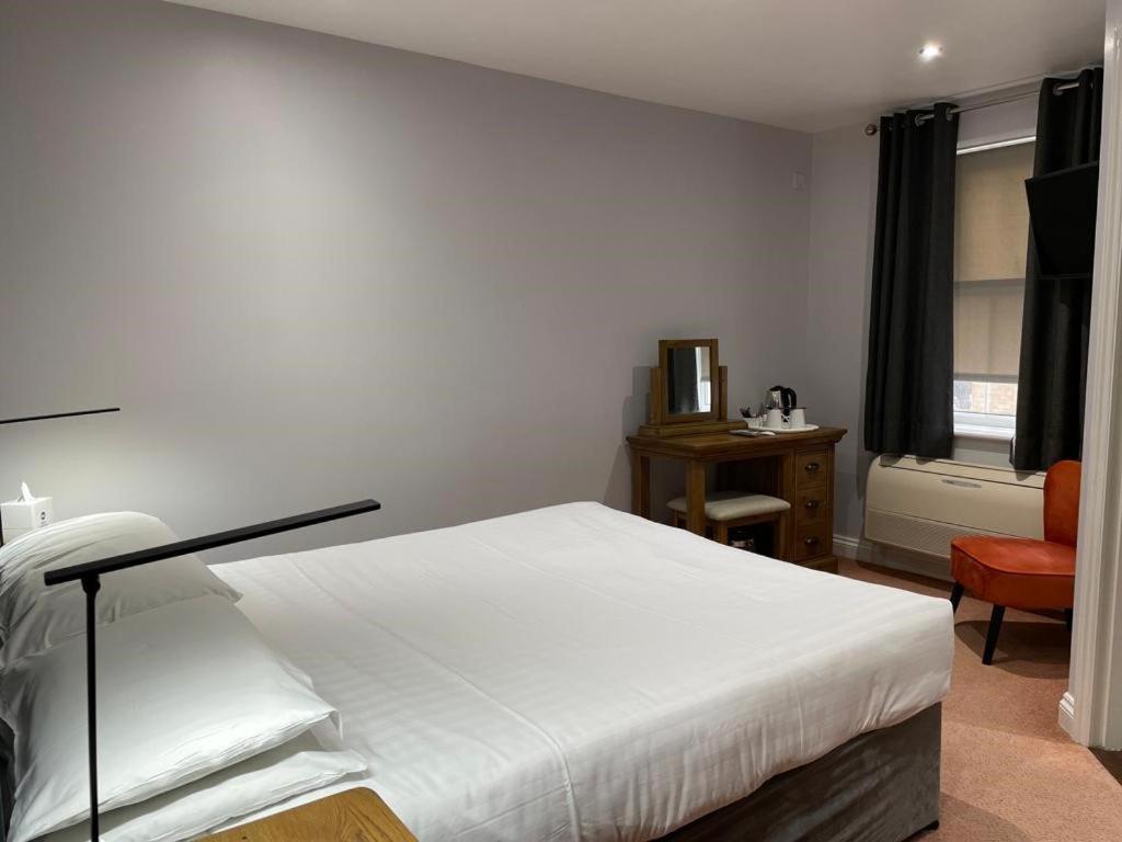 Best Western Claydon Hotel Eksteriør billede